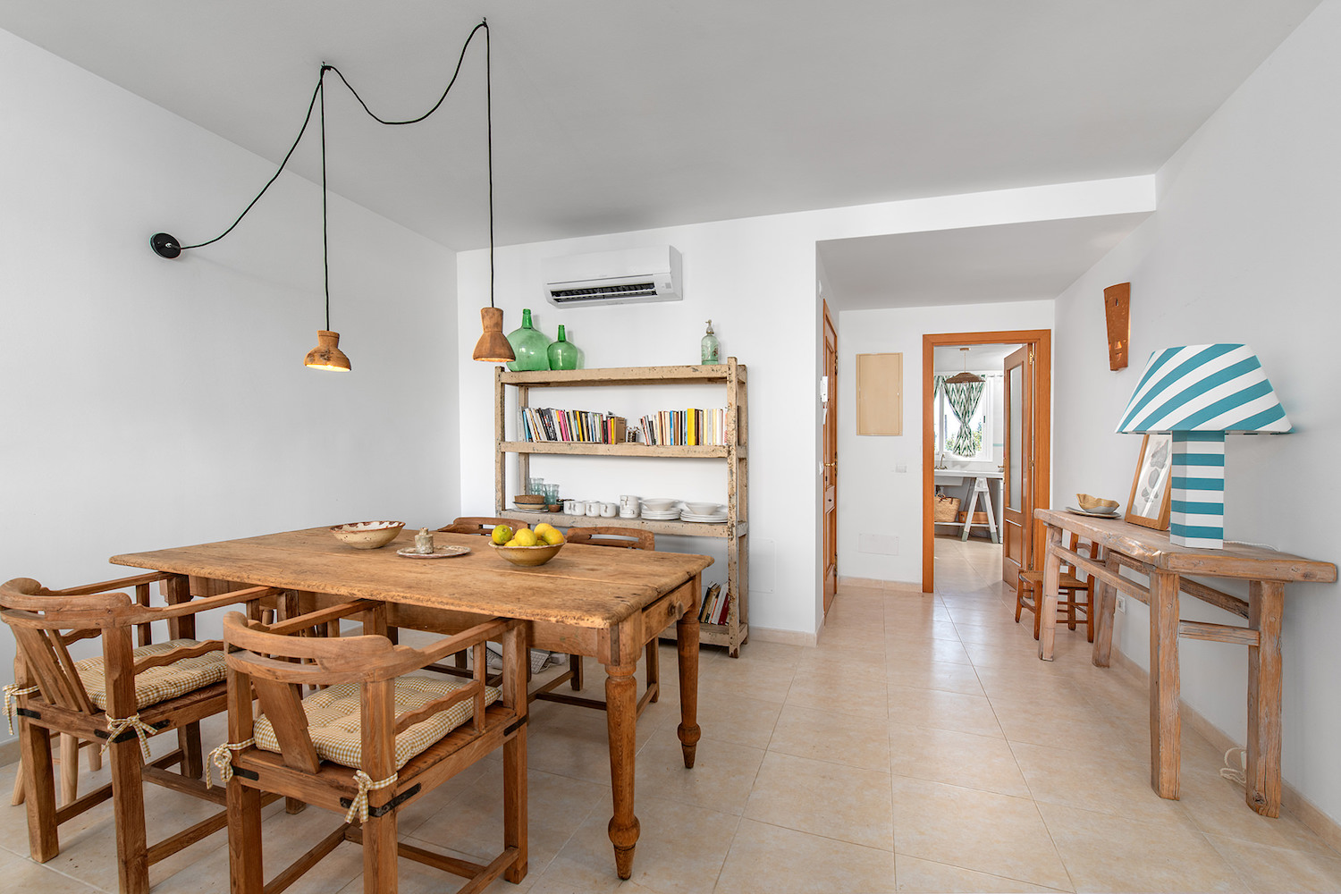 Salón-comedor abierto