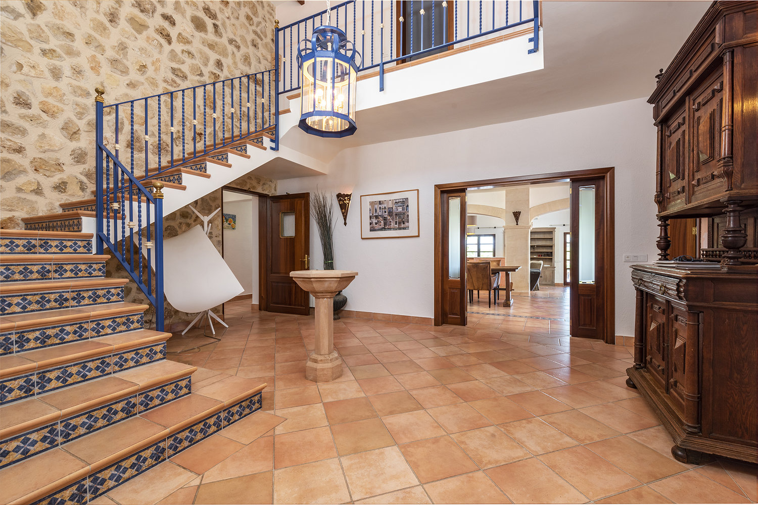 Hall