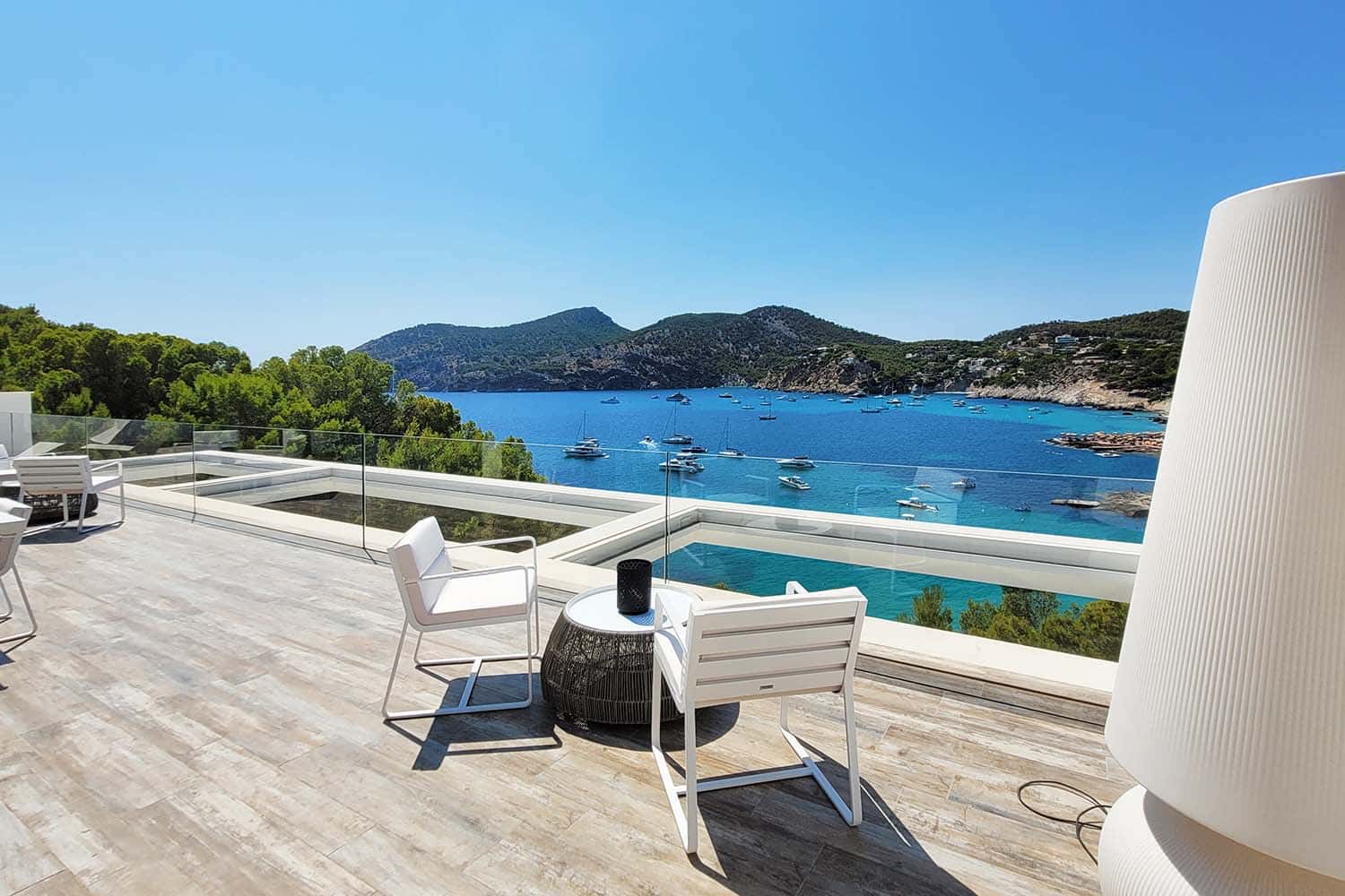 M26920-rent-villa-camp-de-mar-t