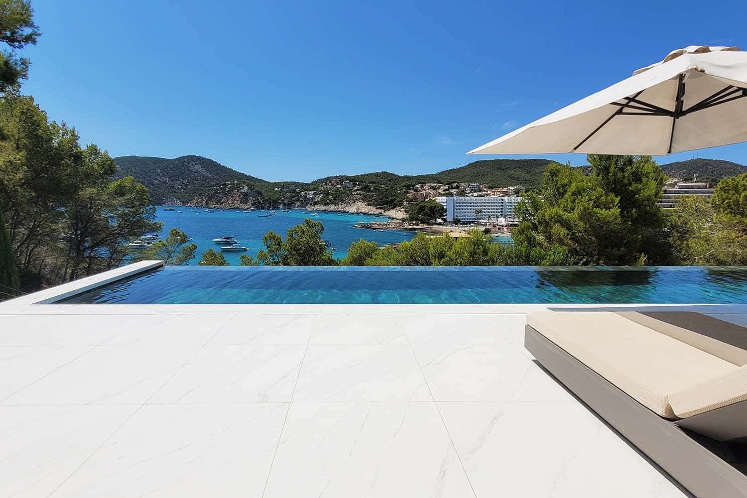 M26920-rent-villa-camp-de-mar-a