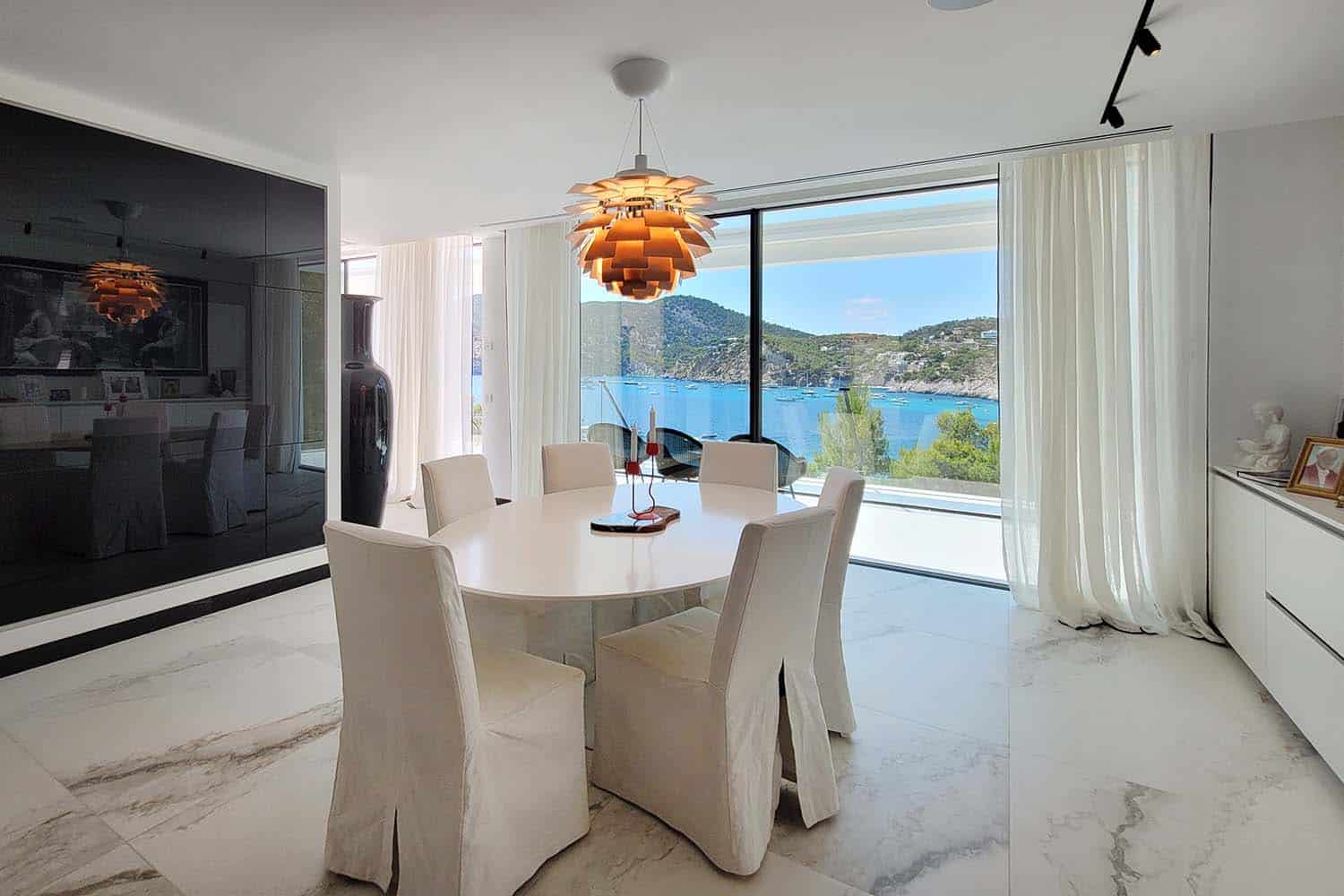 M26920-rent-villa-camp-de-mar-h