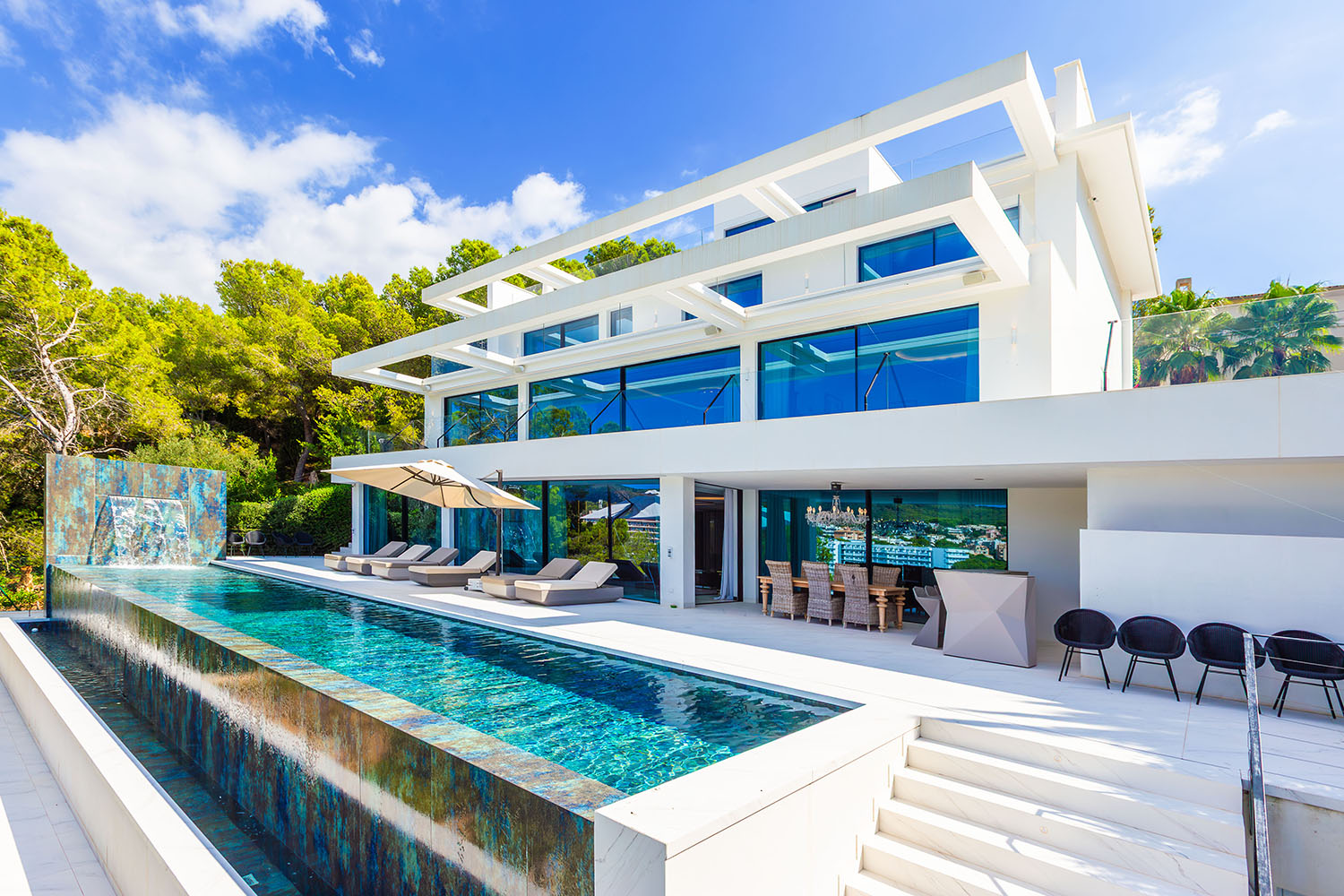 27024-villa-mit-meerzugang-camp-de-mar-b