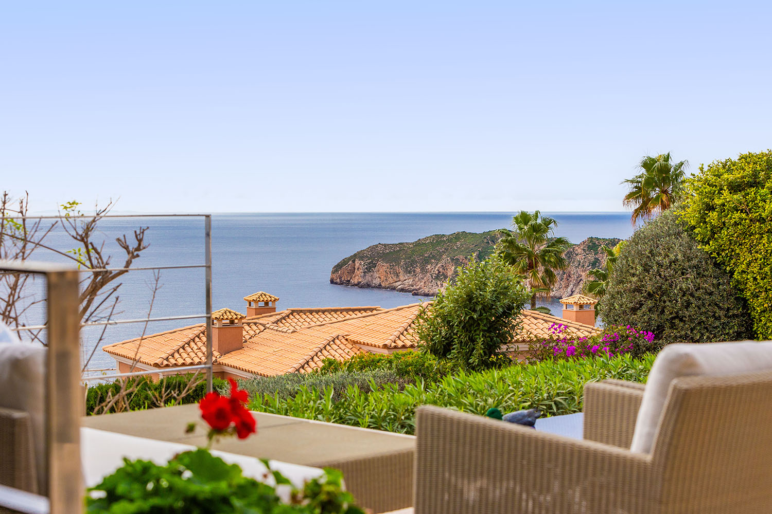 26223-mediterrane-Meerblick-Villa-Kauf-Nova-Santa-Ponsa-w