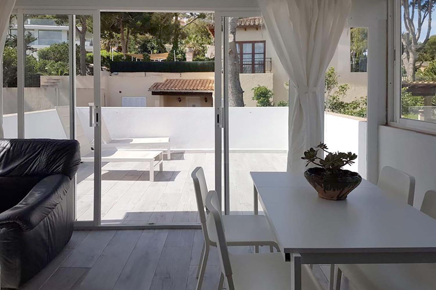 M27116-wohnung-in-villa-mieten-b