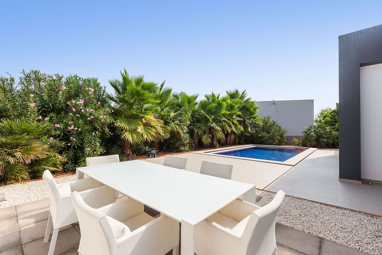 26168-villa-auf-einer-wohnebene-santa-ponsa-kauf-b