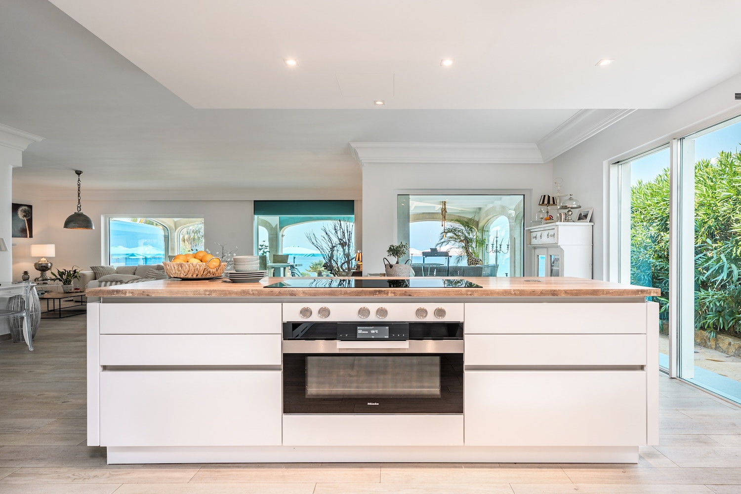 Cocina con vistas al mar