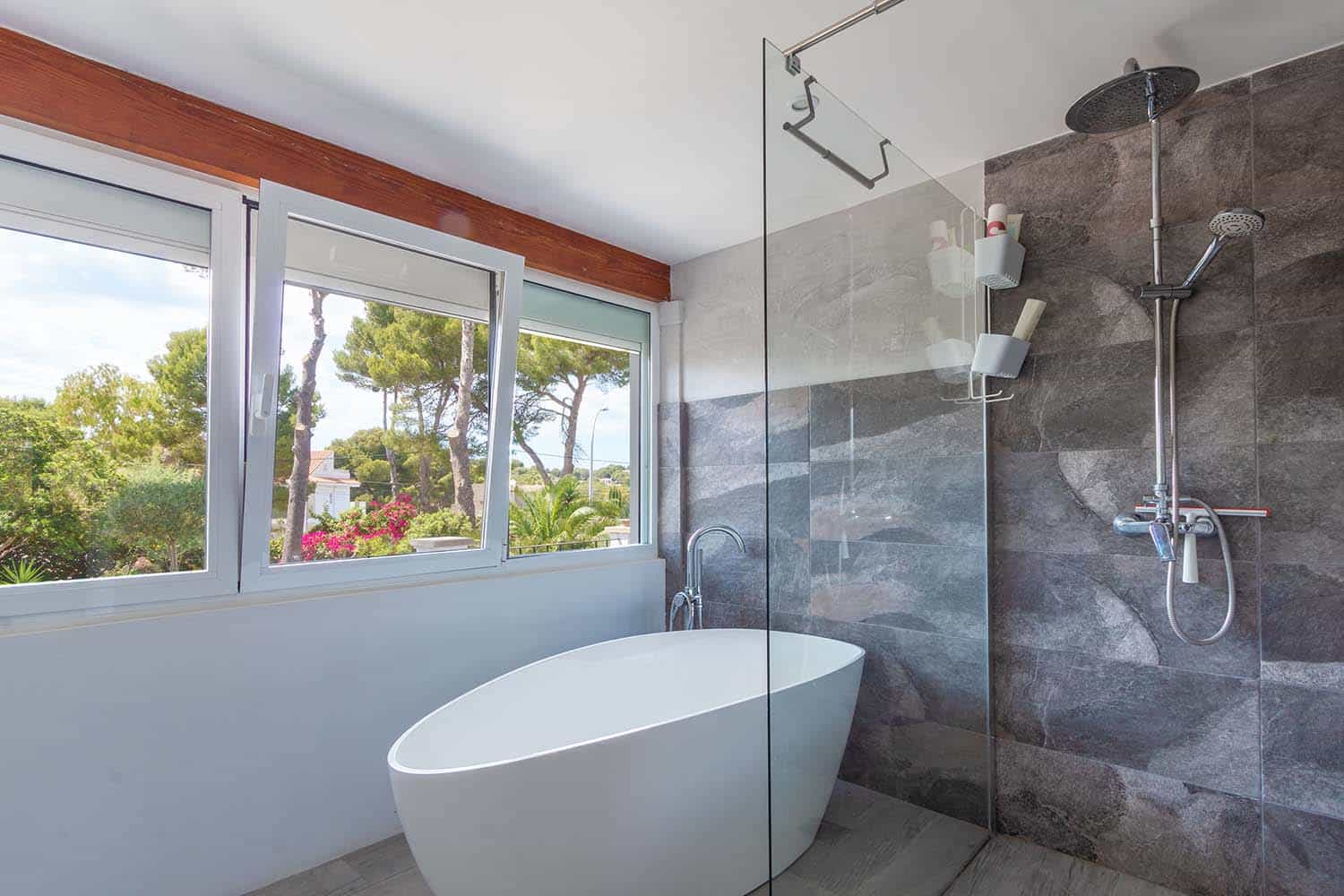 M27117-ground-floor-flat-to-rent-e