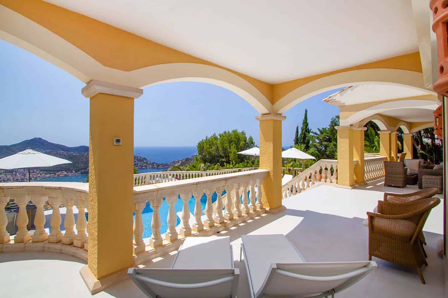 27147-luxus-villa-montport-f