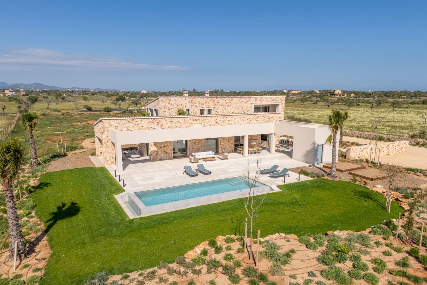 Finca de obra nueva y de alta calidad cerca de Santanyi