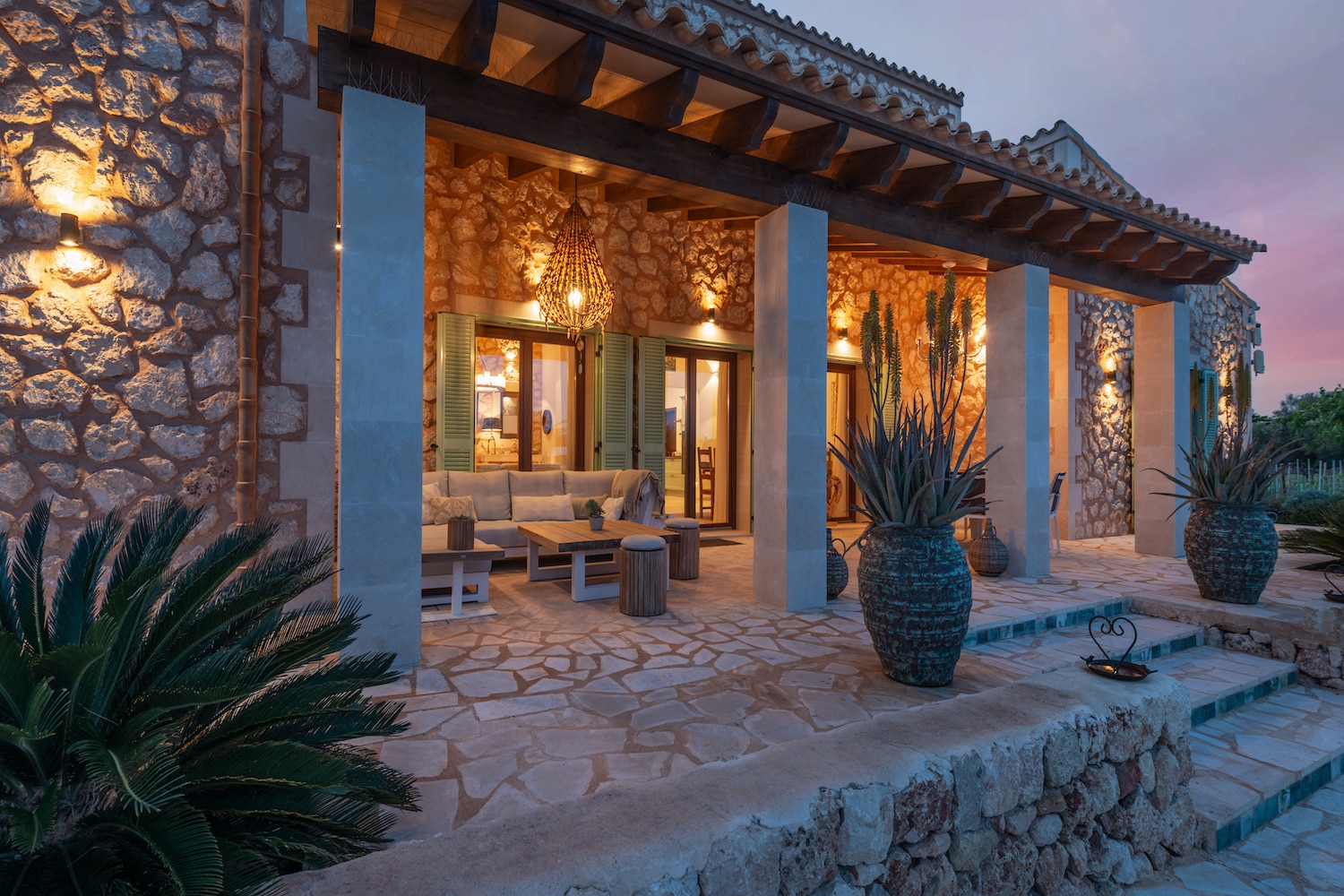 Finca al atardecer