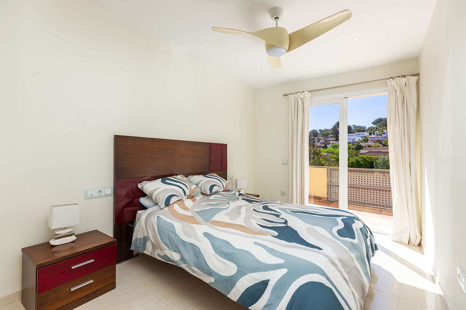 27351-villa-mit-pool-costa-de-la-calma-mallorca-o