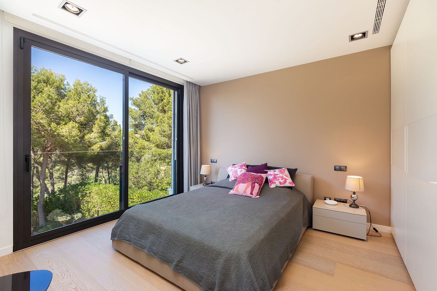 27316-villa-mit-blick-auf-den-strand-von-santa-ponsa-mallorca-p