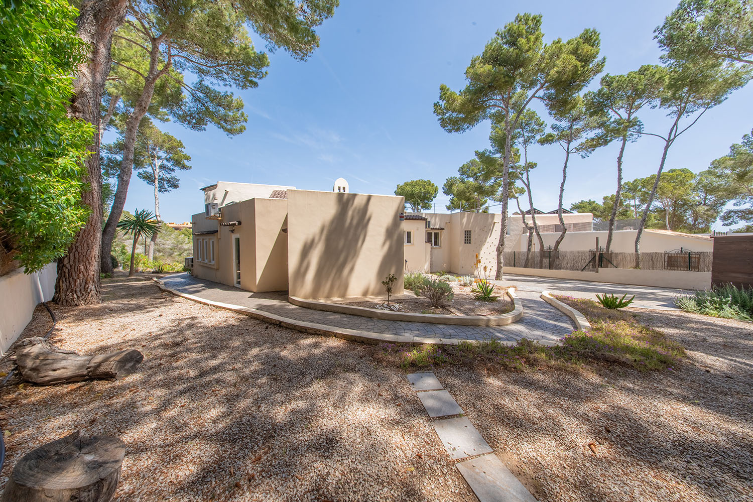 25584-investment-villa-mallorca-d
