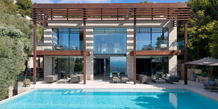 “Mon Port”, un hito arquitectónico con un exquisito diseño interior y vistas magníficas