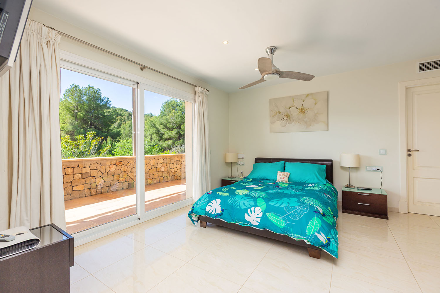 27351-villa-mit-pool-costa-de-la-calma-mallorca-k