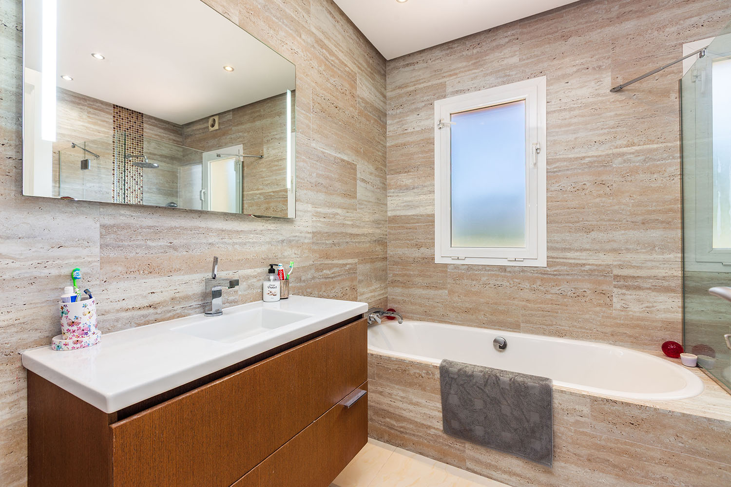 27351-villa-mit-pool-costa-de-la-calma-mallorca-l