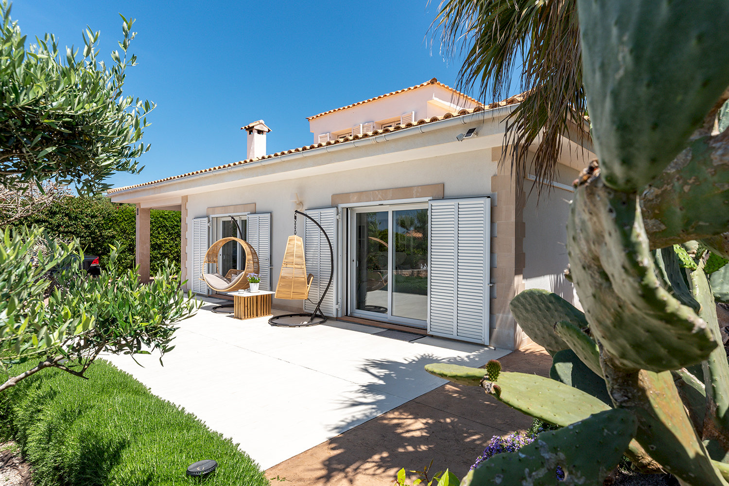 Villa delantera lateral