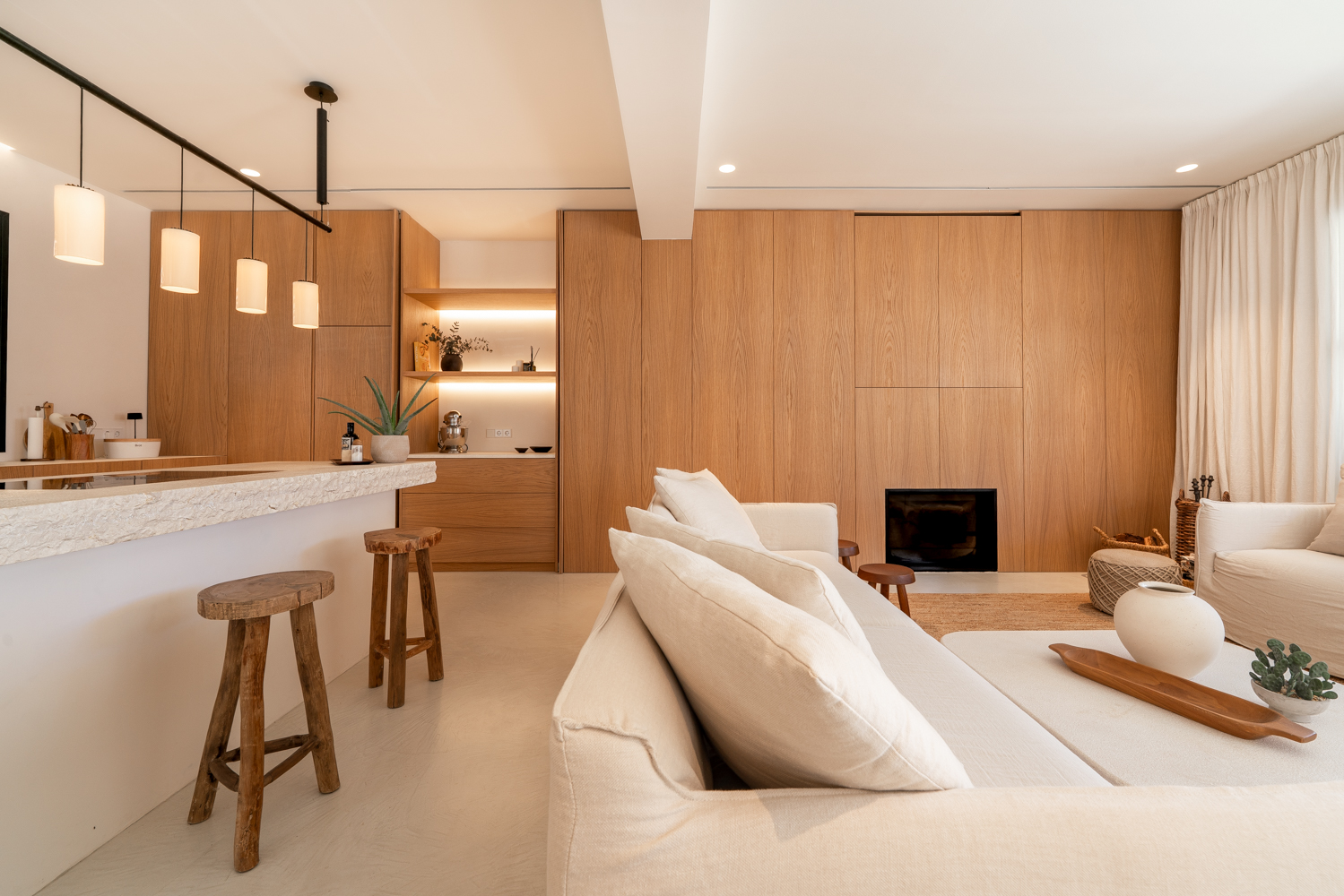 Sala de estar con cocina integrada