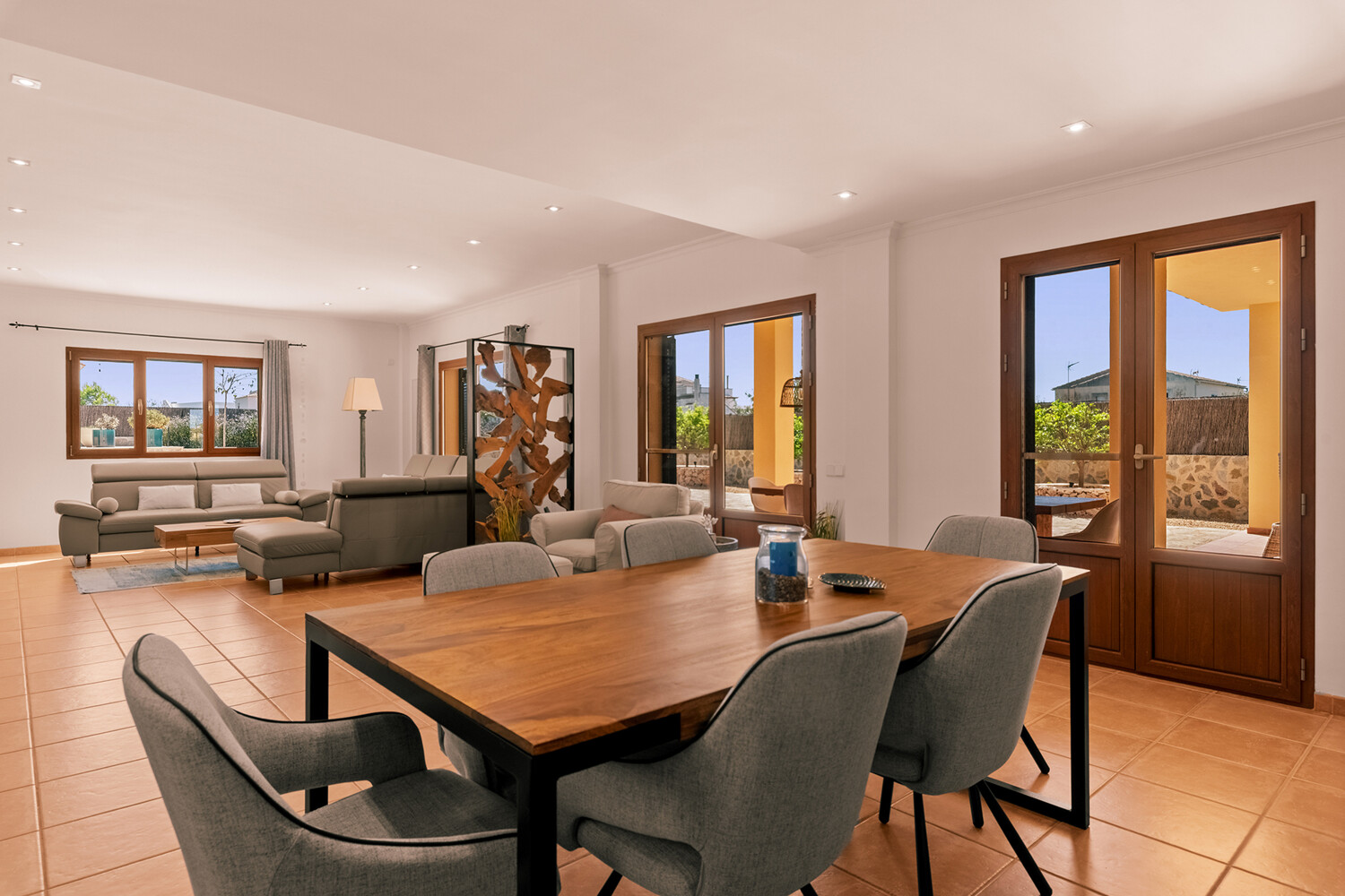 sala de estar y comedor