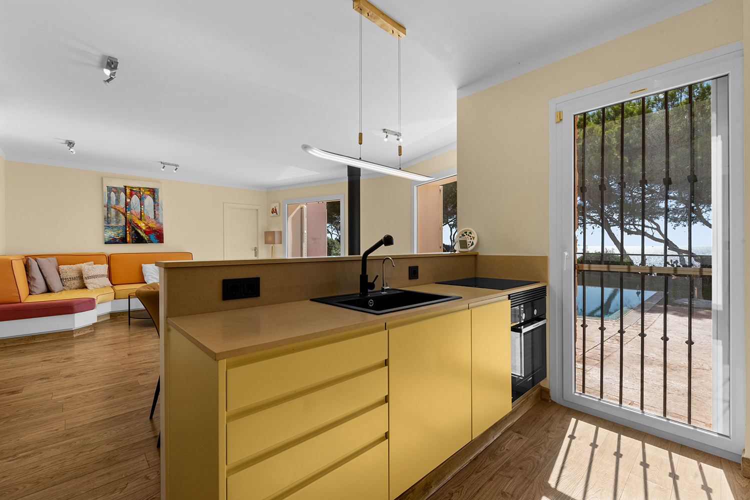 sala de estar y comedor